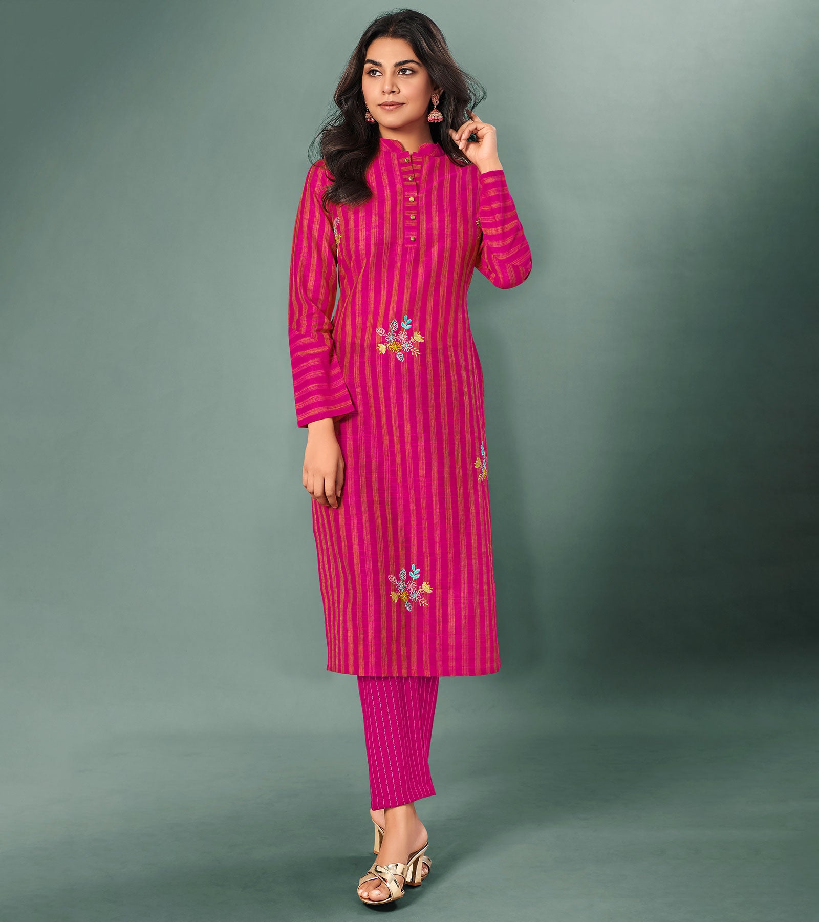 Indo-Western Dresses: Buy Indo-Western Outfits for Women Online | Utsav  Fashion