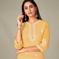 Laxmipati Georgate Emerti Yellow Straight Cut Kurti With Palazzo & Mask