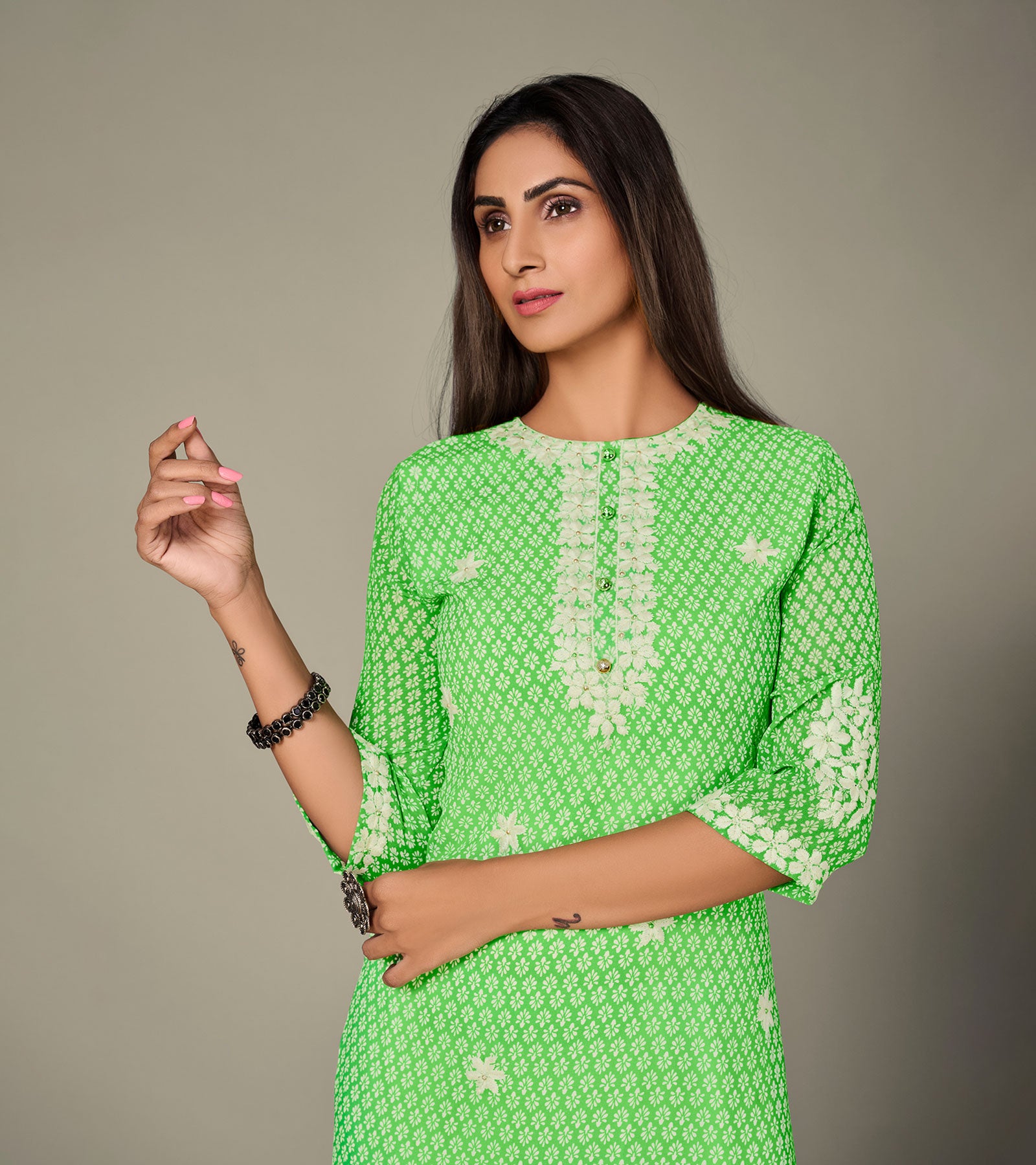 Laxmipati Georgate Leafy Green Straight Cut Kurti With Palazzo & Mask
