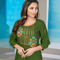 Laxmipati Rayon Heena Green Straight Cut Kurti