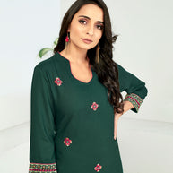Laxmipati Rayon Forest Green Straight Cut Kurti With Pant