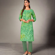 Laxmipati Mosul Cotton Emerald Green Straight Cut Kurti With Pant & Mask