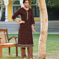 LAXMIPATI VISCOSE SLUB DARK CHOCOLATE BROWN STRAIGHT CUT KURTI WITH PANT