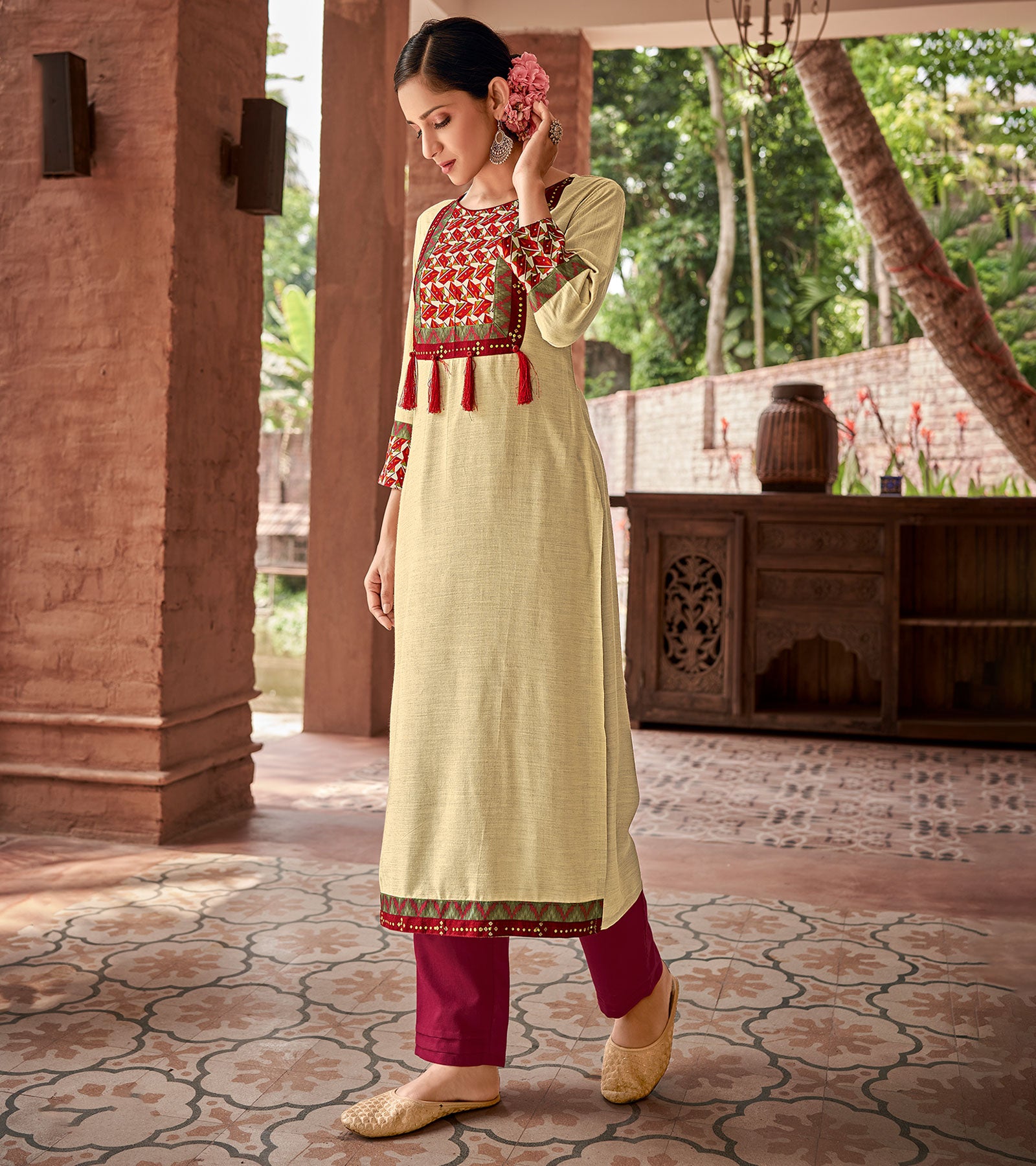 Laxmipati Rayon Duon Dust Straight Cut Kurti With Handmade Laced