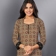 Laxmipati Coal Straight Cut Kurti With Digital Print