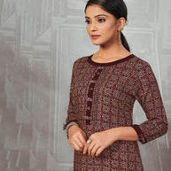 Laxmipati Walnut Straight Cut Kurti With Digital Print