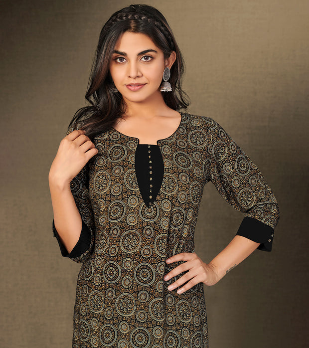 Laxmipati Smokey Black  Straight Cut Kurti With Digital Print