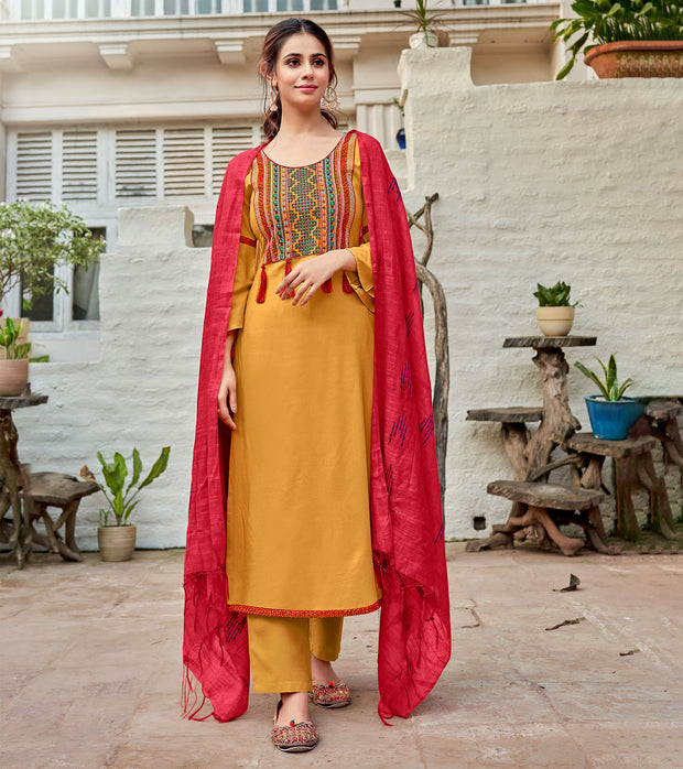 Laxmipati Pure Viscose Rasin Voilet Straight Cut Kurti With Pant And Dupatta