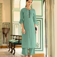 Laxmipati Muslin Teal Green Straight Cut Kurti With Embroidery Butti