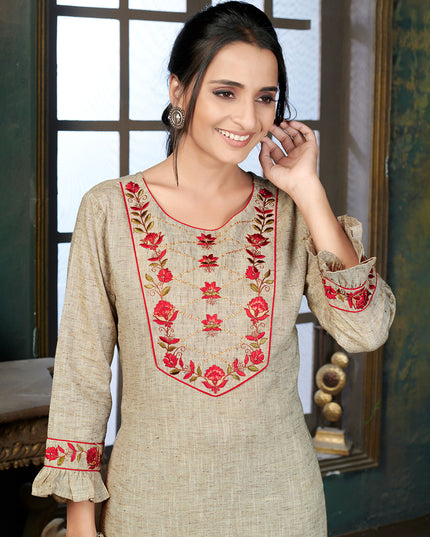 Laxmipati Cotton Polo Flex   Venila Brown Classy Straight Kurti With Simple Neck , While The Embroidery Detailed Bodice And Trims Add A Traditional Finishing Touch. Along With Pant