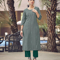 Laxmipati Lily Cotton Hunter Green Straight Kurti With Embroidery Butti