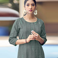 Laxmipati Lily Cotton Hunter Green Straight Kurti With Embroidery Butti
