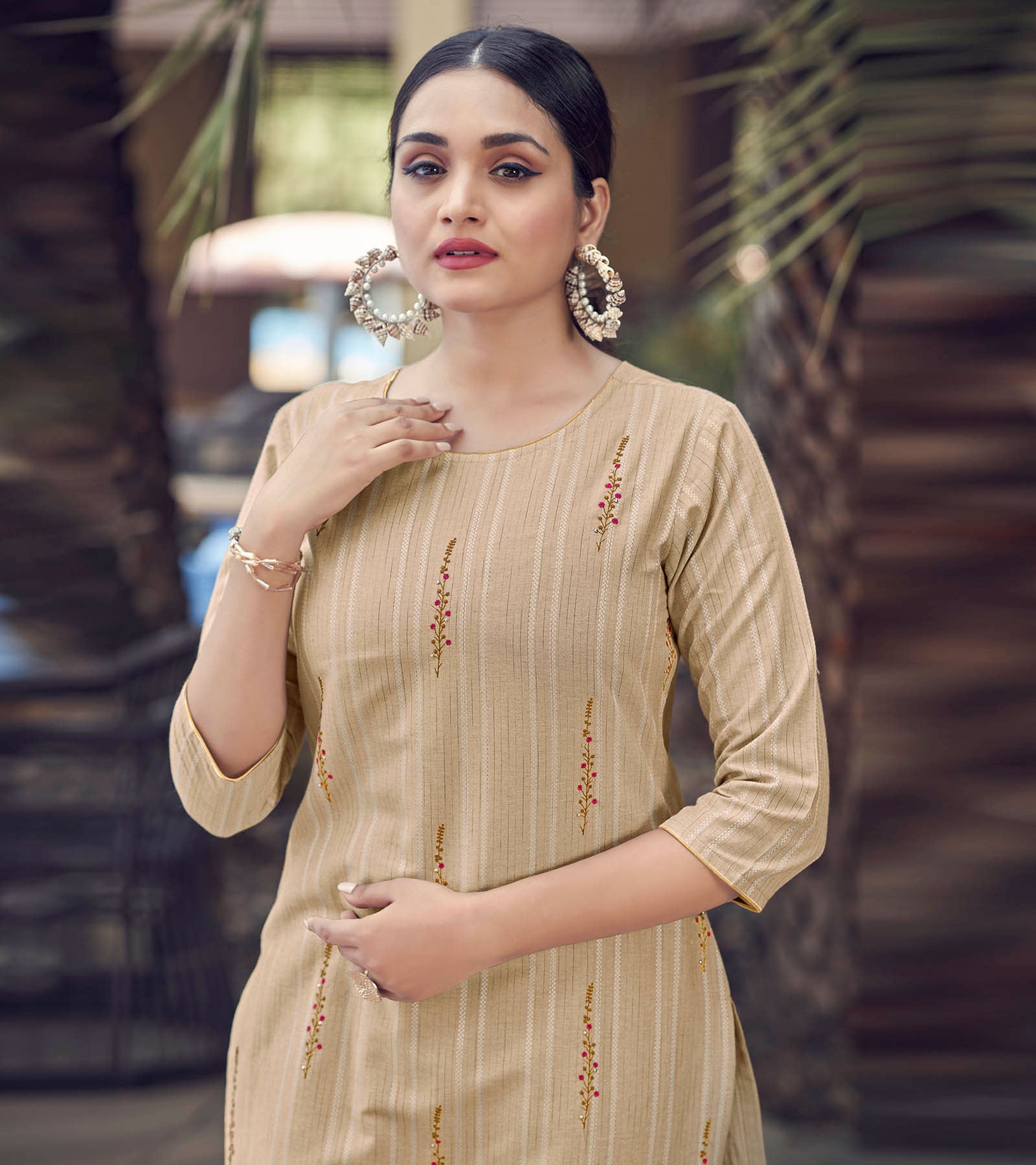 Laxmipati Lily Cotton Mud Brown Straight Kurti With Embroidery Butti