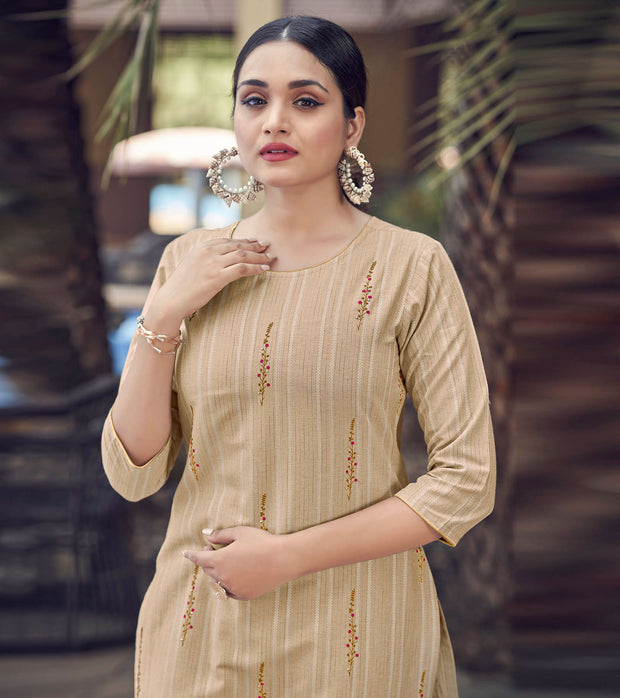 Laxmipati Lily Cotton Mud Brown Straight Kurti With Embroidery Butti