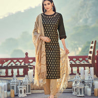 Laxmipati Taffeta Silk Green Table Print Top With Fancy Dupatta And Pant