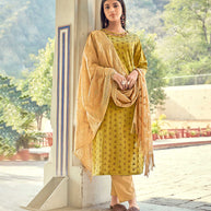 Laxmipati Taffeta Silk Light Green Table Print Top With Fancy Dupatta And Pant